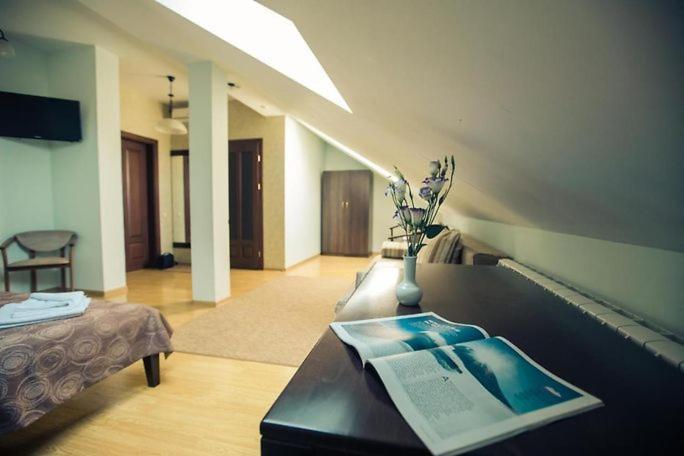 Premiere Hotel Khust Eksteriør bilde