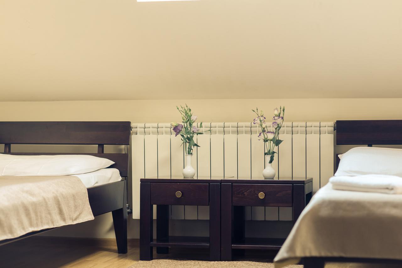 Premiere Hotel Khust Eksteriør bilde