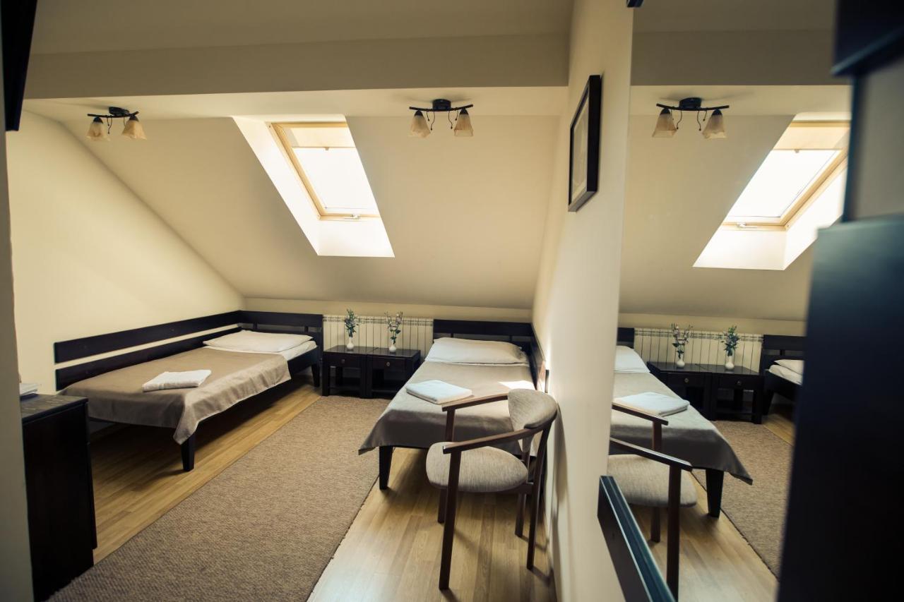 Premiere Hotel Khust Eksteriør bilde